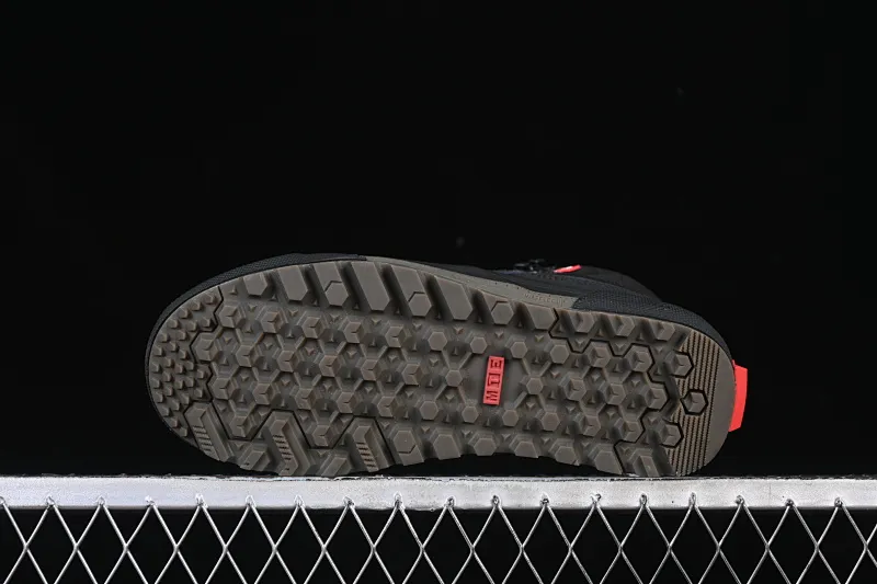 All categories Vans Vans series Vans Hi Vans high-top Vans Sk8-Hi Gore Te Outdoor adventure series round-toe lace-up high-top outdoor functional casual shoes VN0A5I1110J